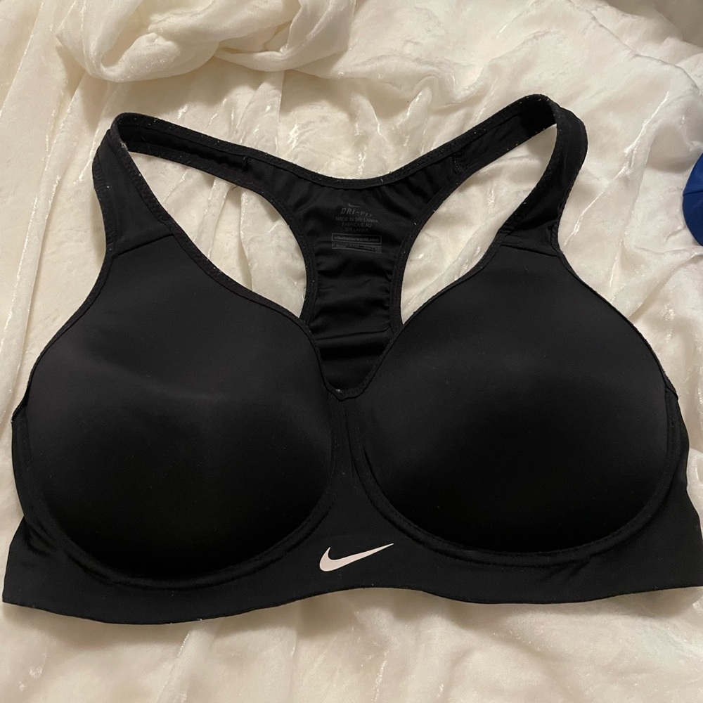 Nike Alpha Bra Performance Support Adjustable Fit with Dri-Fit Technology
